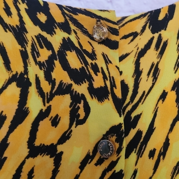 Juicy Couture Silk Ruffle Shoulder Back Button-Up Top 0 - Picture 3 of 8